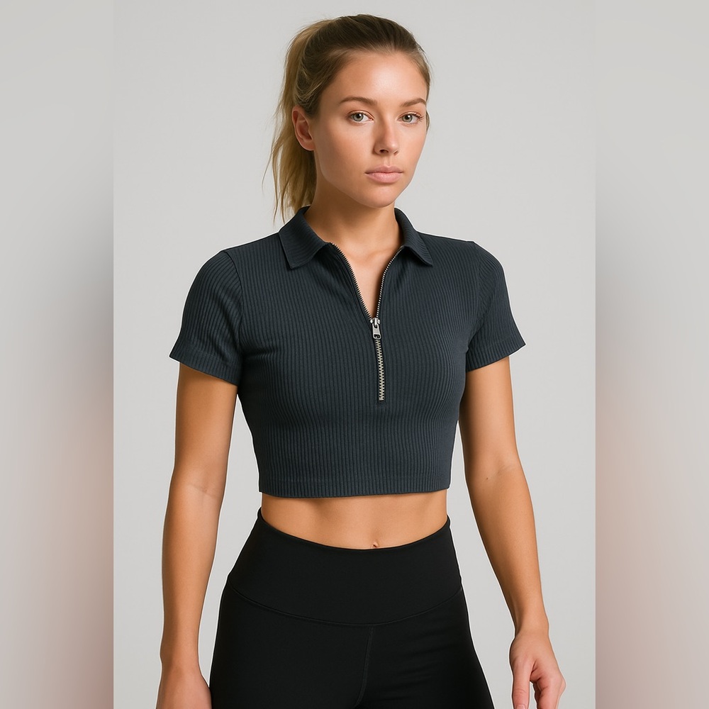 Gray Ribbed Zip-Up Crop Top - Picture 3 of 3
